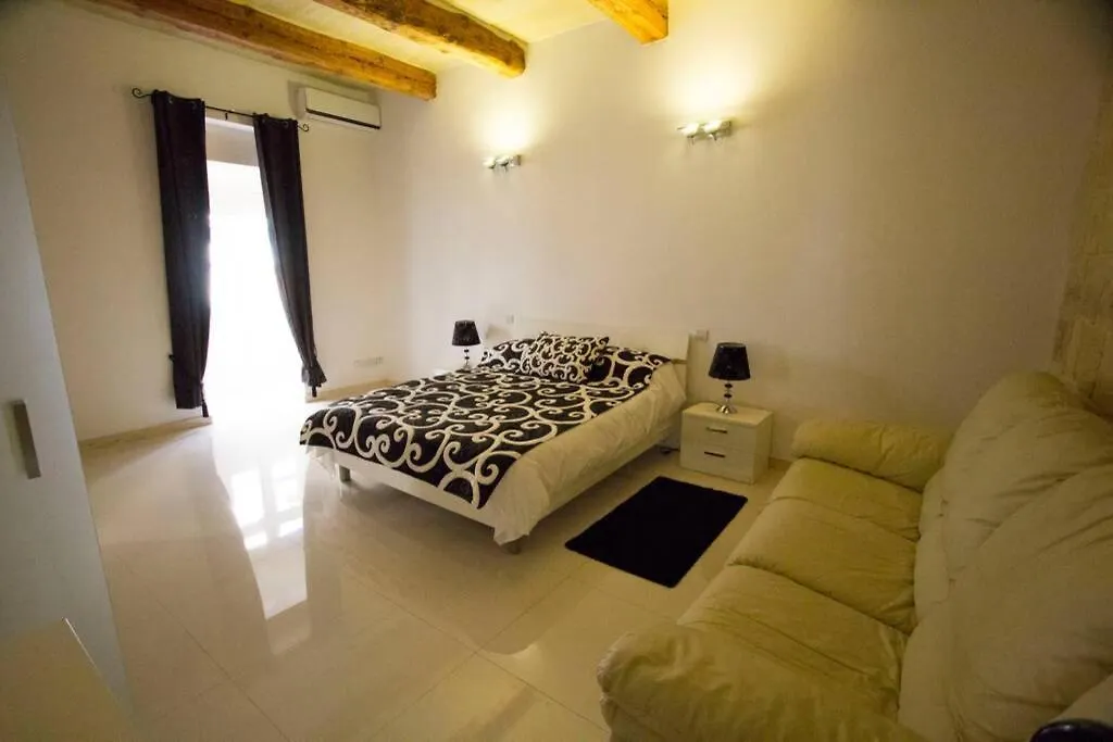 Apartment Valletta-Central Duplex Maisonette Malta